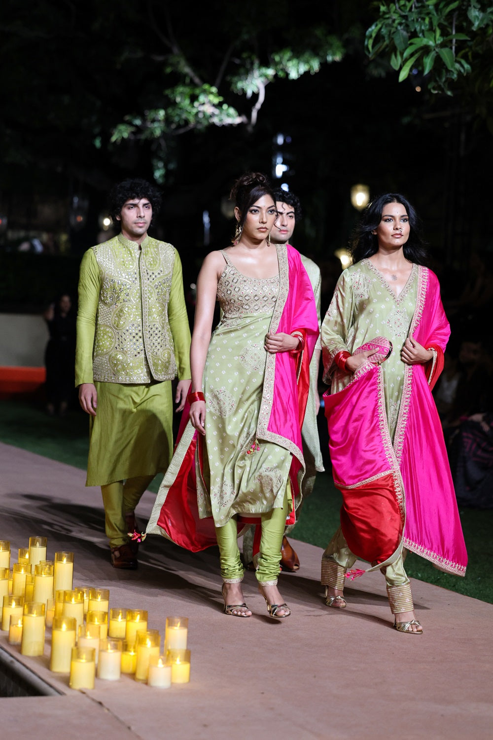 The Noorani Kurti Set