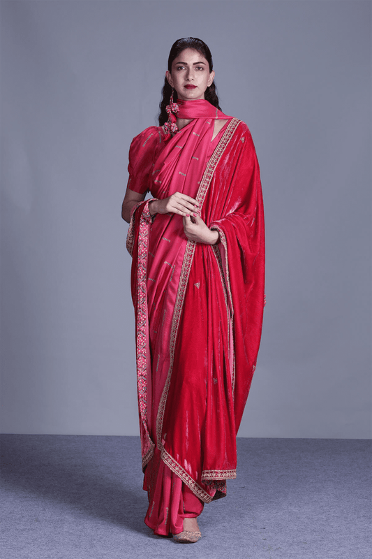 Rapture Rose Color Plain Saree With Puff Sleeve Blouse
