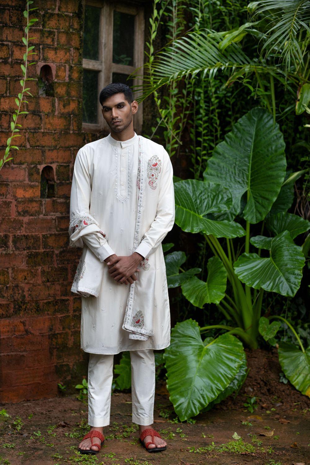 White Kurta With Pants And Stole Set