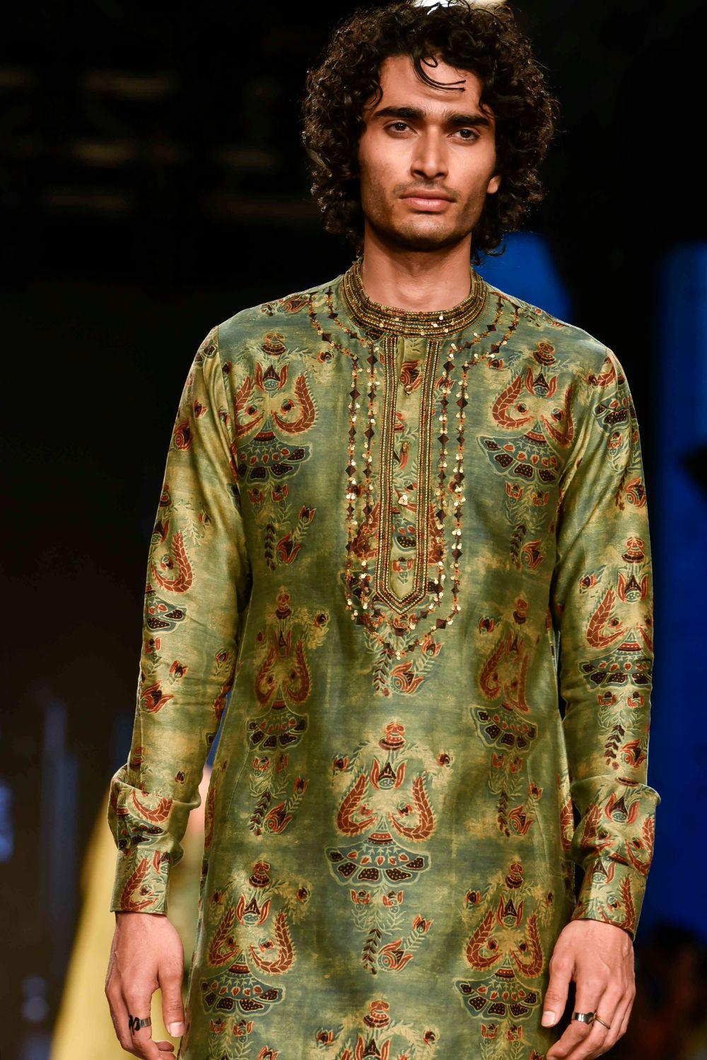 Dry Heena Green Printed Kurta With Churidar