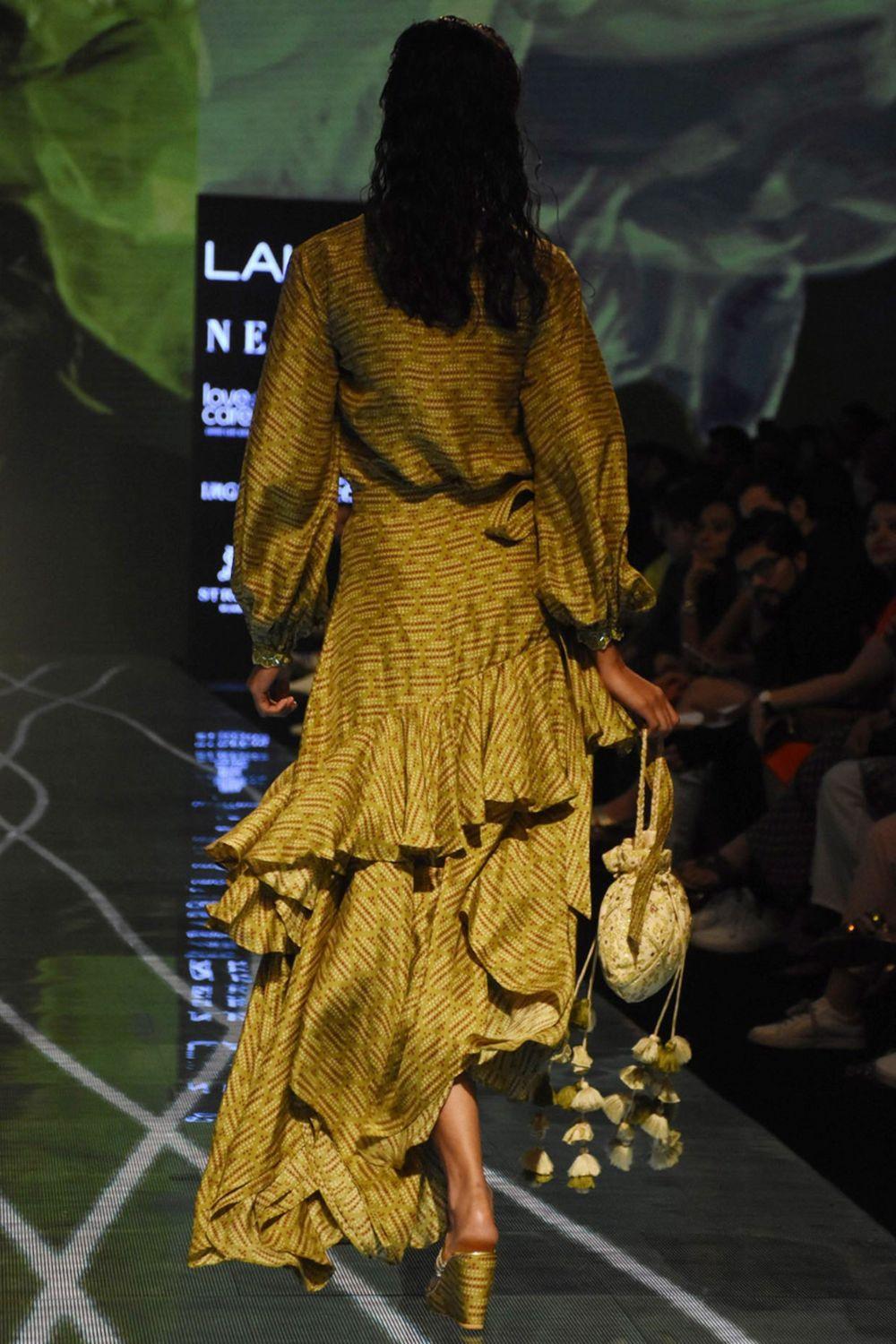 Henna Green Bandhani Shirt With Skirt