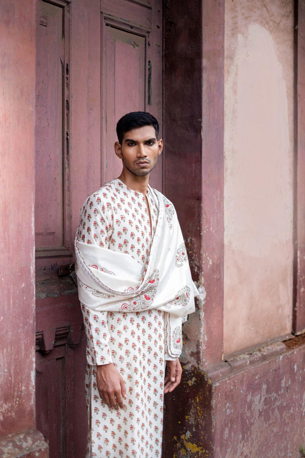 White Kurta With Churidar And Stole