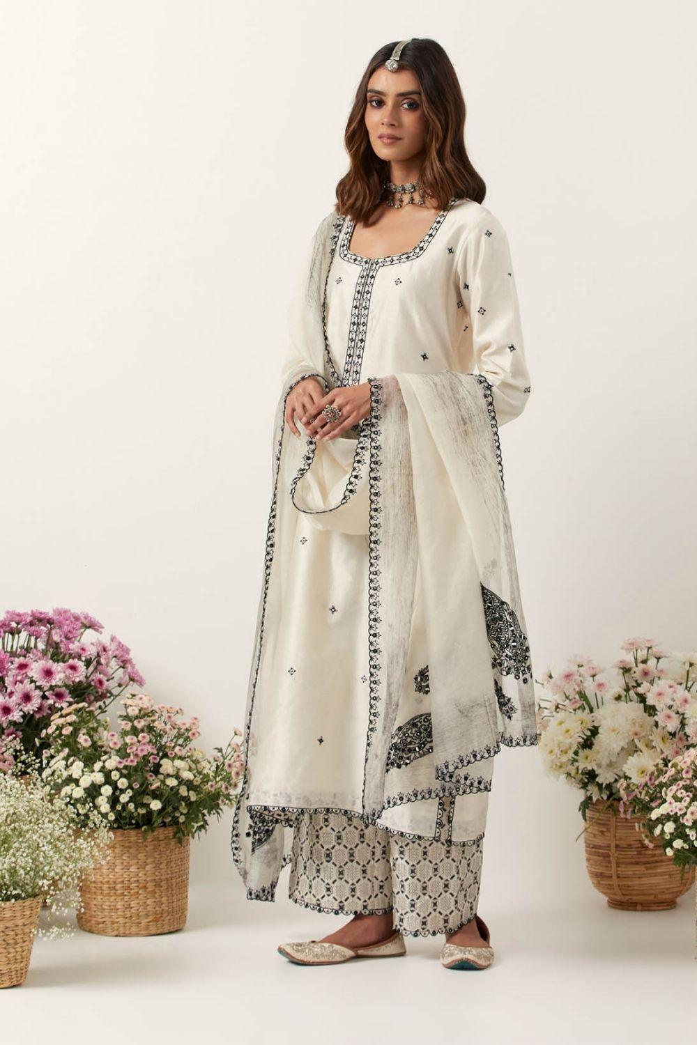 Ivory Kurta Paired With Pants & Dupatta