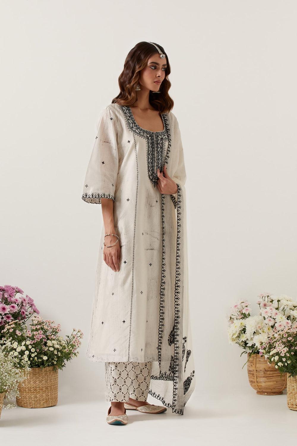 Ivory Kurta Paired With Pants & Dupatta
