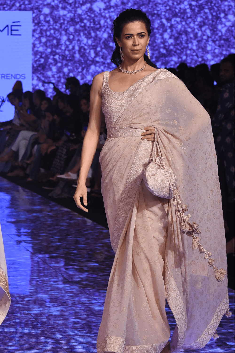 Chiffon Resham Work Saree With Blouse & Belt