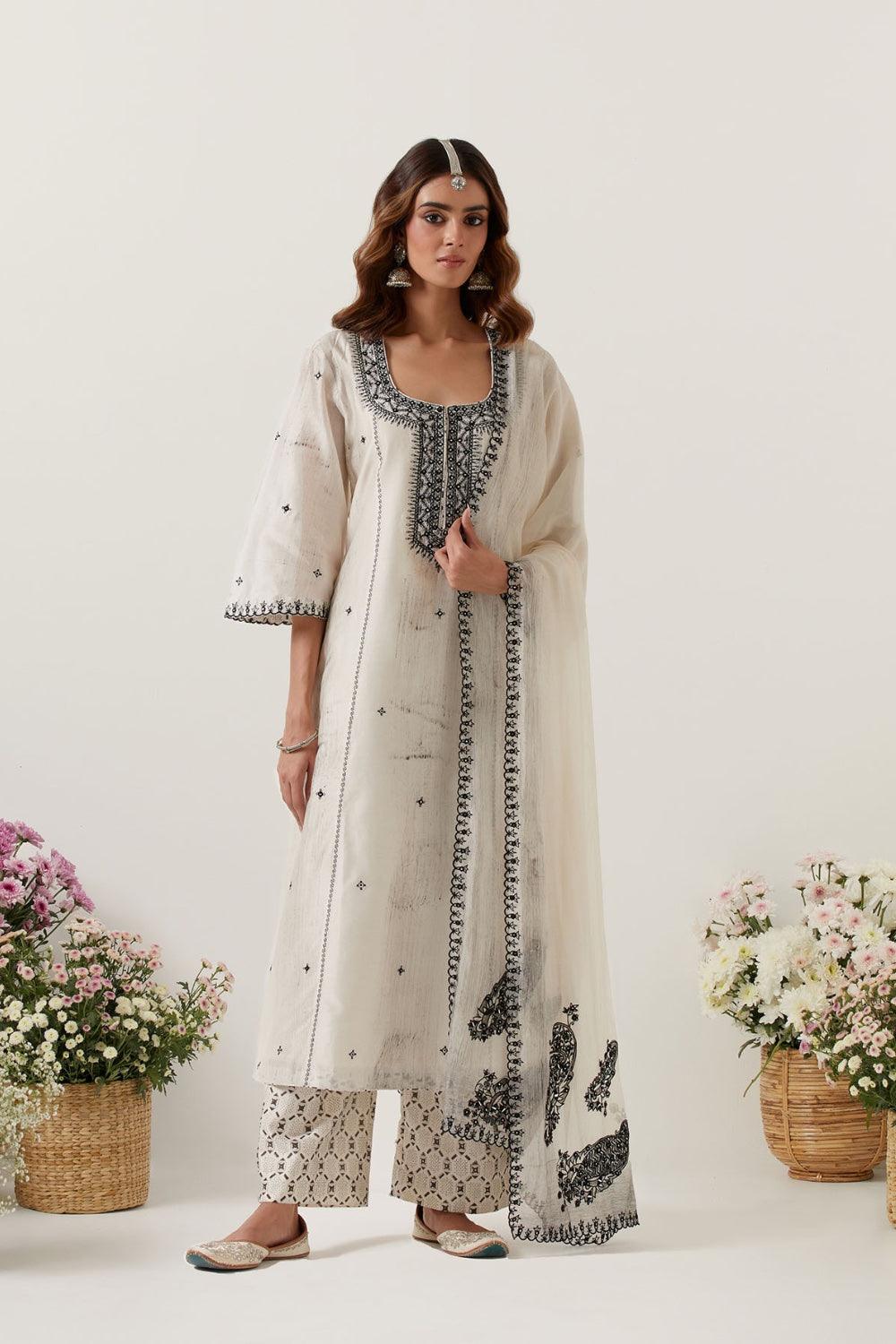 Ivory Kurta Paired With Pants & Dupatta
