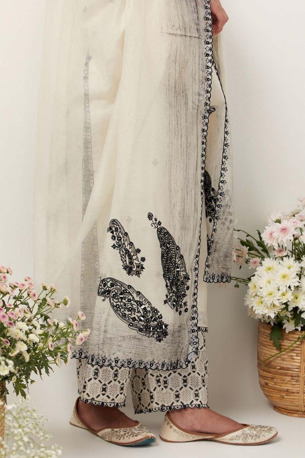 Ivory Kurta Paired With Pants & Dupatta