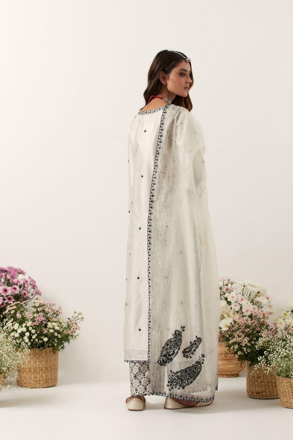 Ivory Kurta Paired With Pants & Dupatta