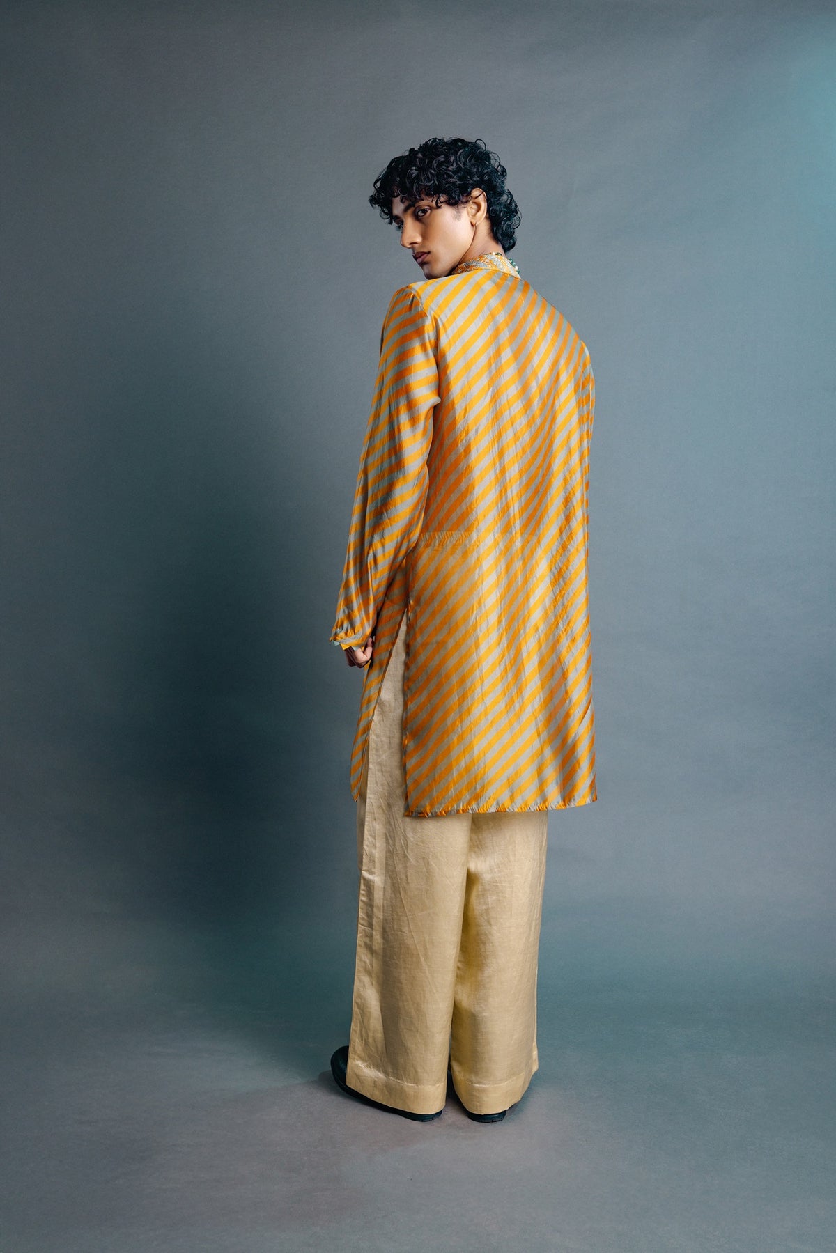 Mustard Leheriya Kurta Set