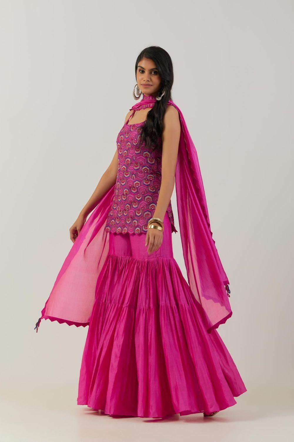 The Noor Set