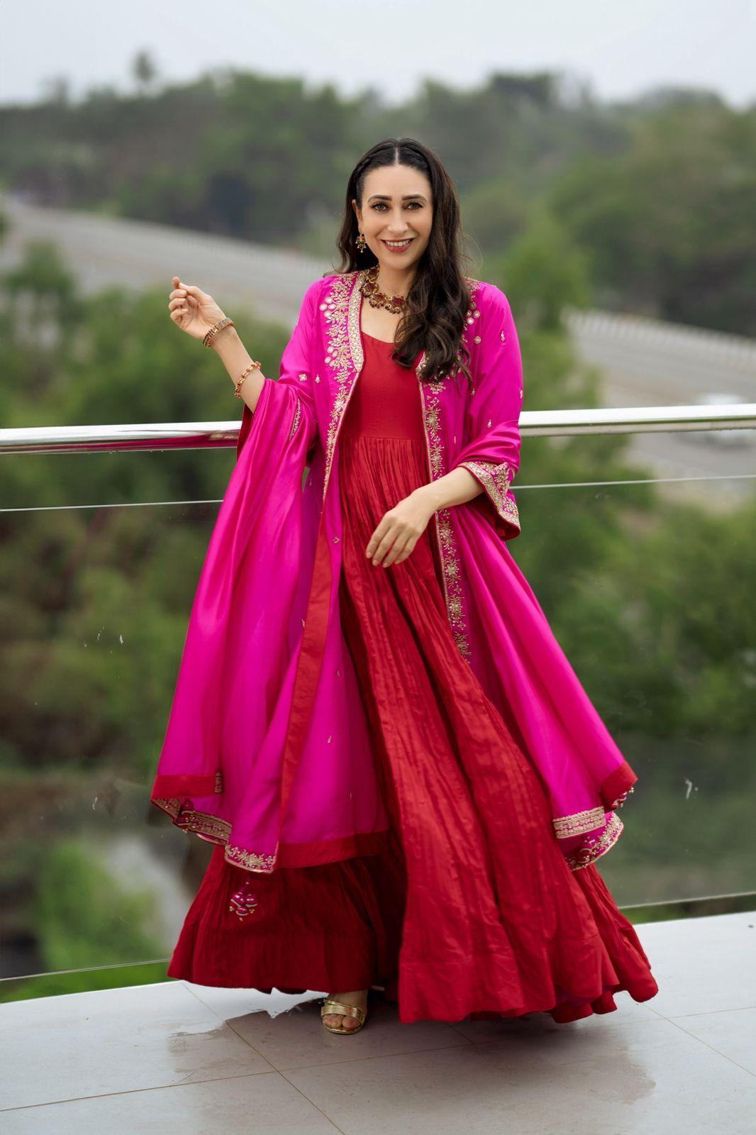 karishma kapoor dress design Anamika Khanna Karisma Kapoor In Anamika Khanna Blush Pink / L