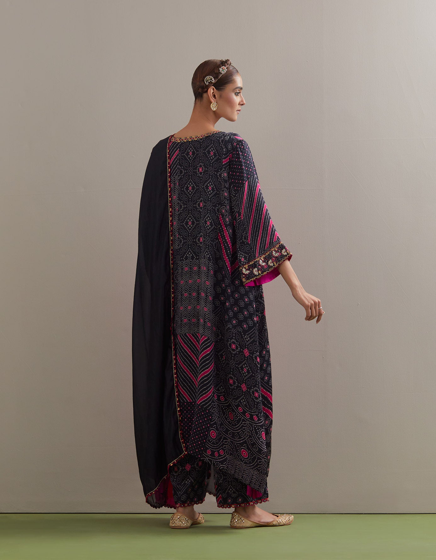 Kaftaan Kurta Set