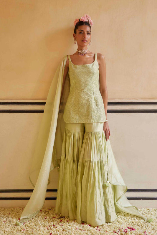 The Noor Set