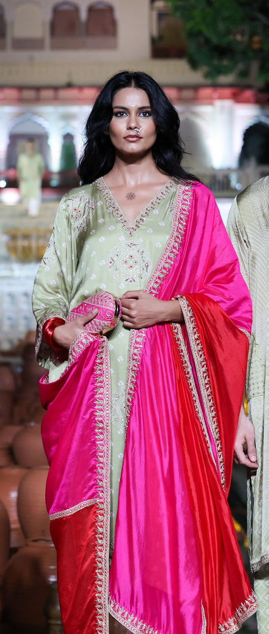 Kaftaan Kurta Set