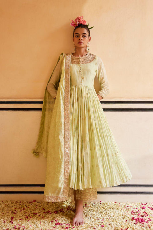 The Rani Haar Kalidar