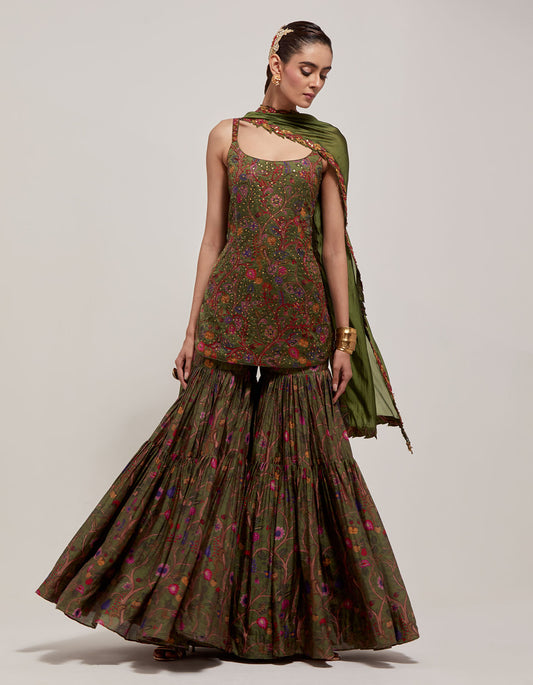 The Noor Set
