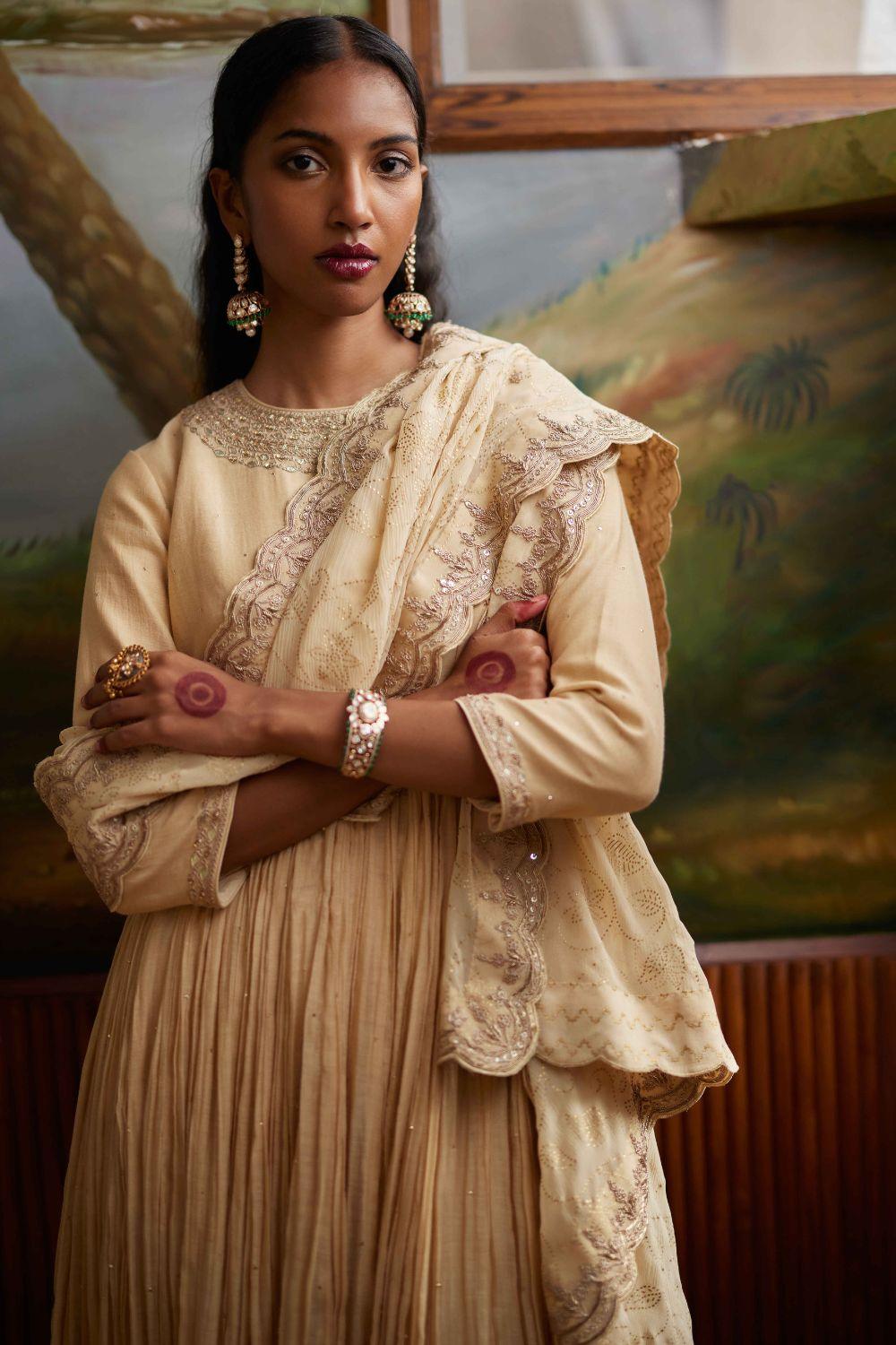 The Rani Haar Kalidar