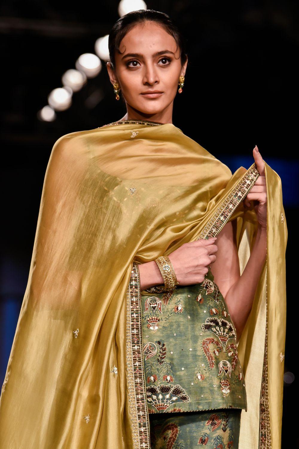 Dry Heena Green Printed Gharara Set
