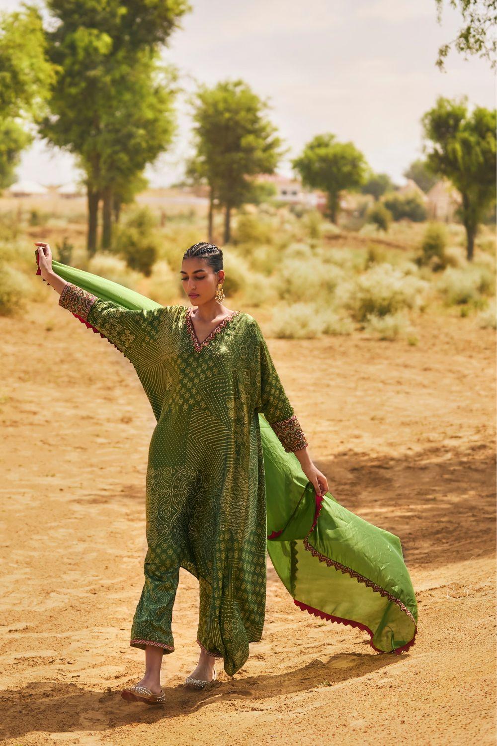 Kaftaan Kurta Set