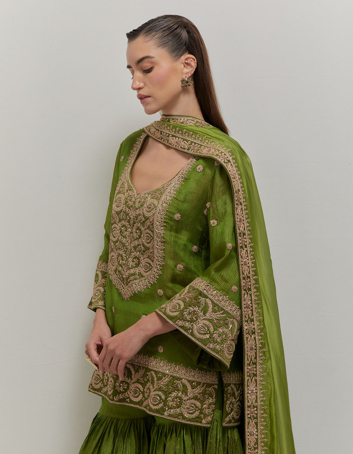 Kacha Aam Gharara Set