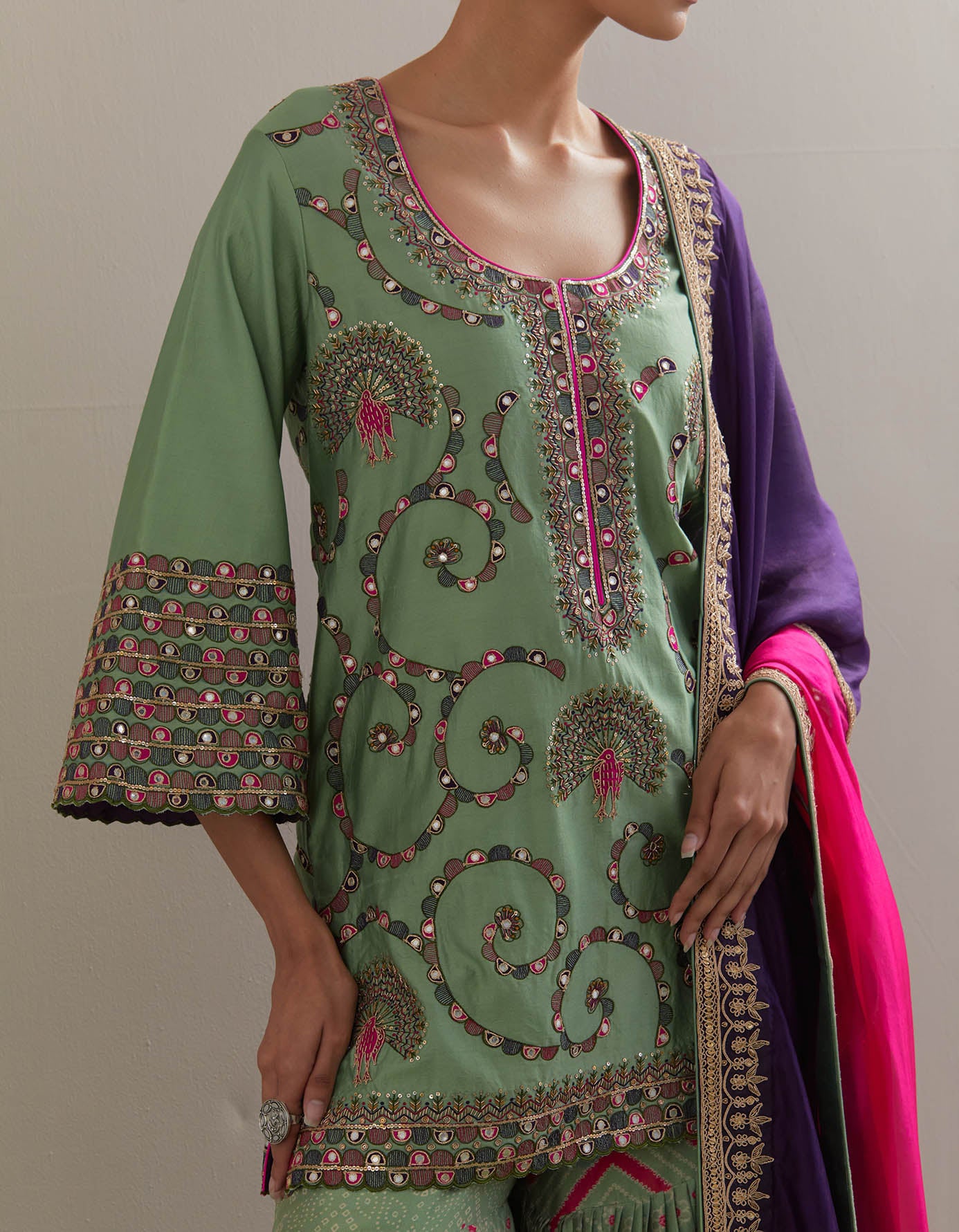 The Noor Set