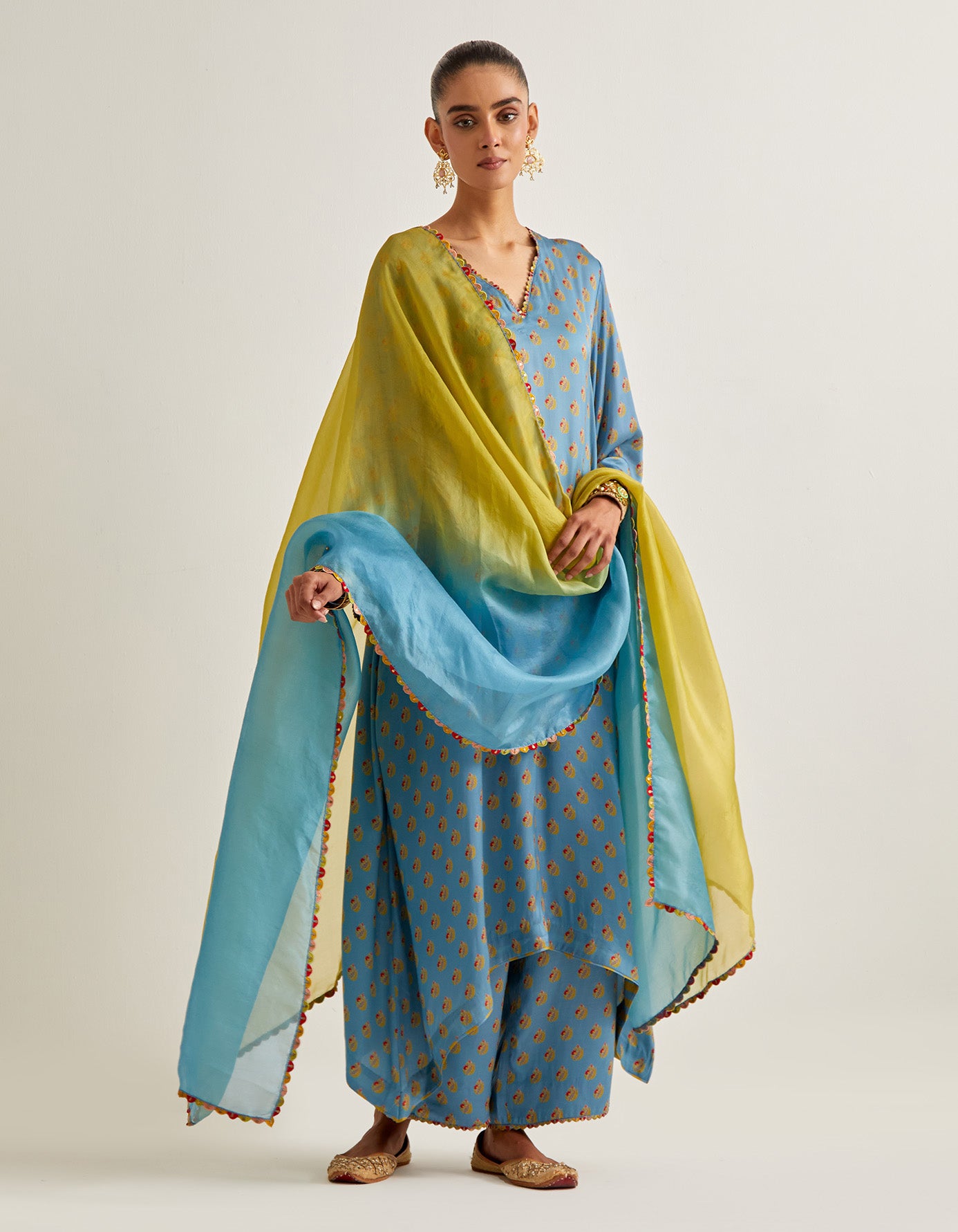 Kaftaan Kurta Set