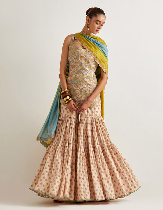 The Noor Set
