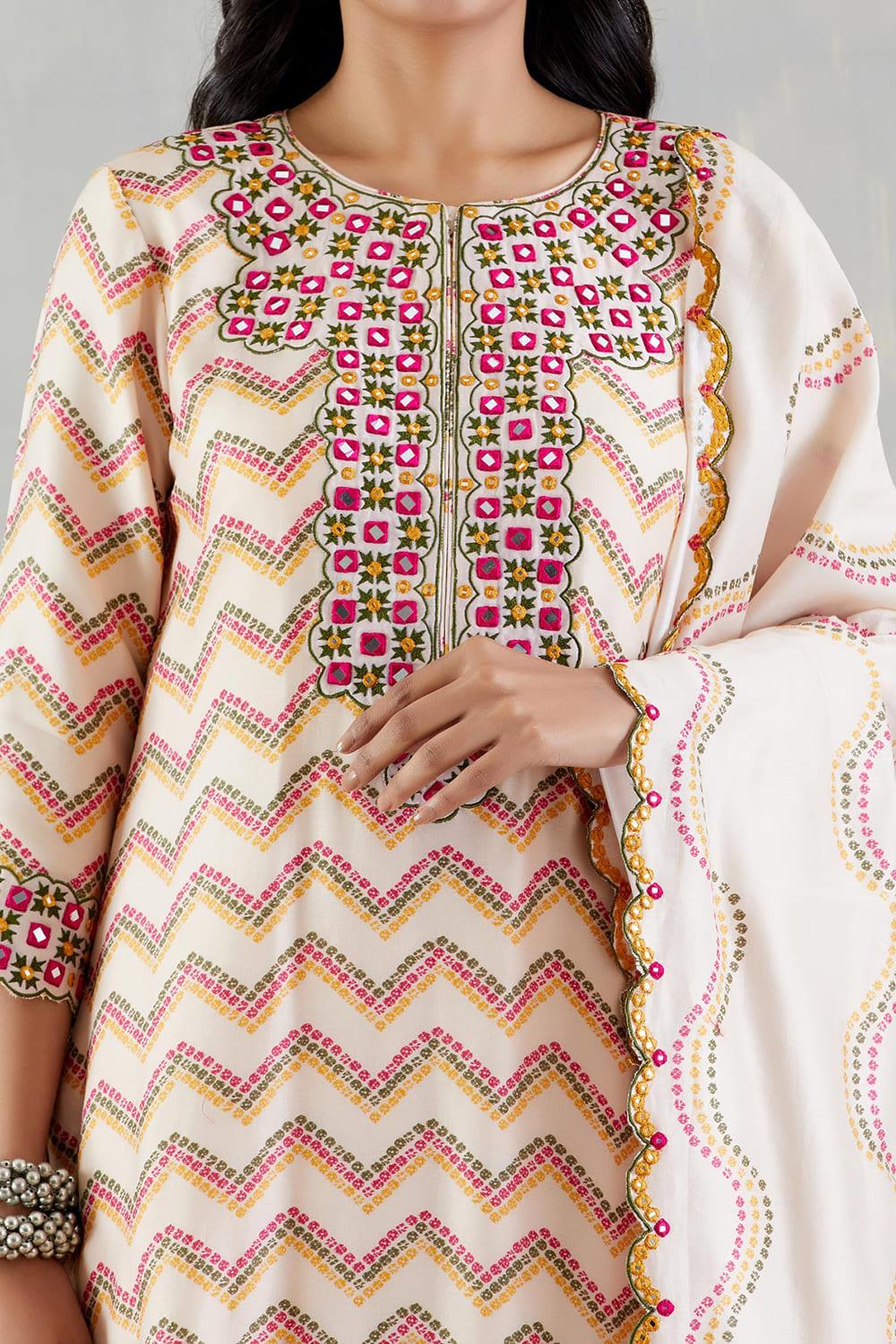 Blush Pink Printed kurta  With Dupatta And Pants
